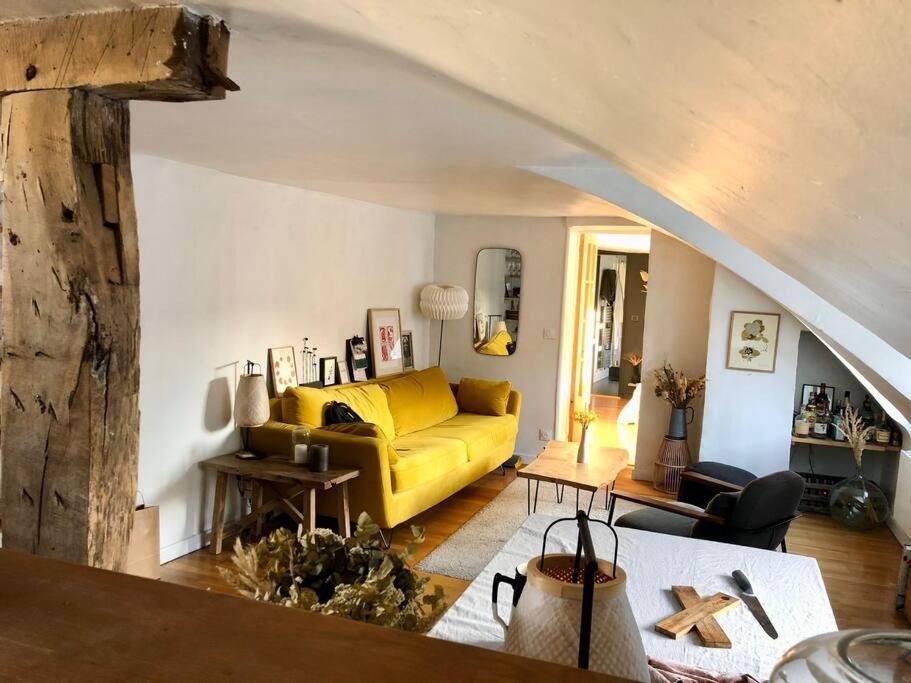 Appartement Magnifique 10eme *
